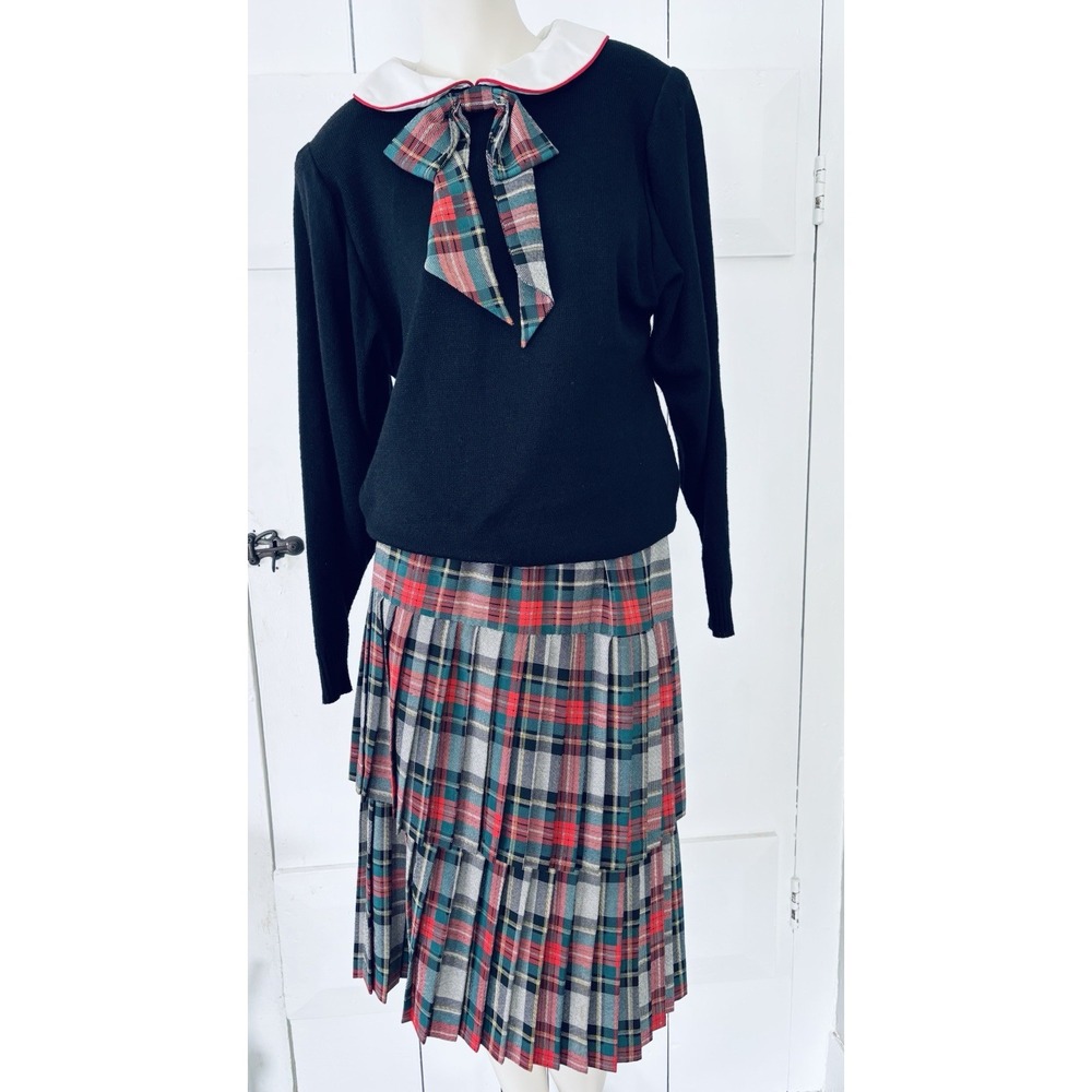 Vintage 80s Tartan Plaid 2pc Skirt Set Black Sweater Pleated Tiered Holiday 7/8 - Picture 2 of 15